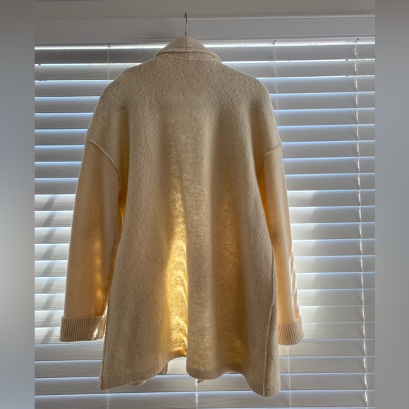 Collar Sweater - Picture 2 of 5